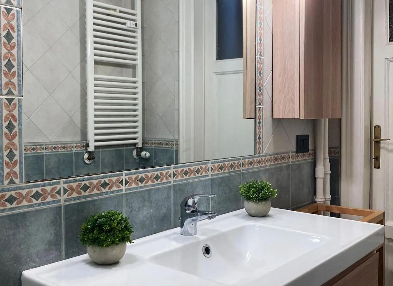 Monviso 35 , Cozy Apartment Milan