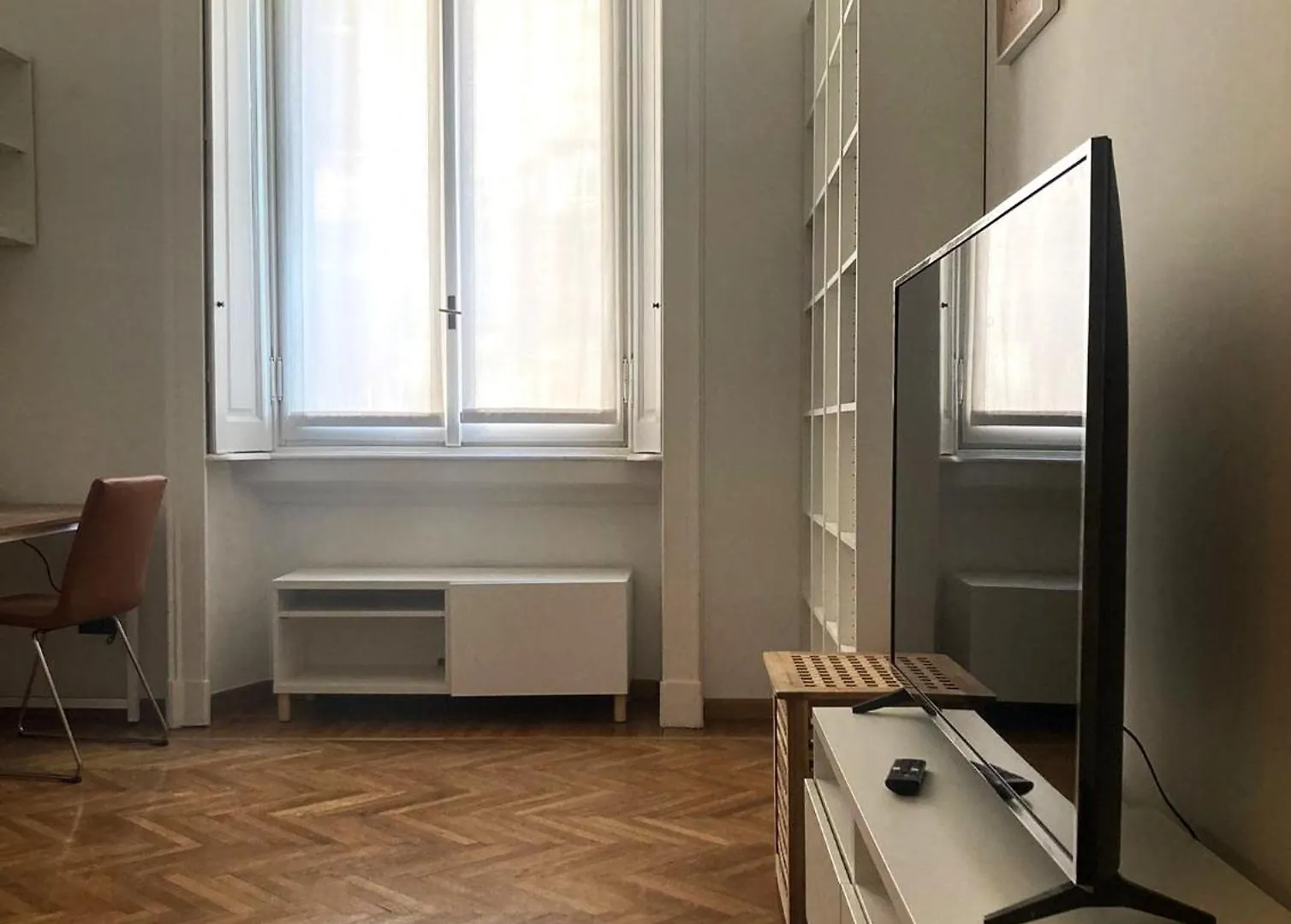 Monviso 35 , Cozy Apartment Milan Italy